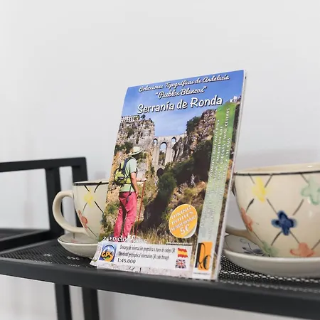 En Centro De Ronda, Ciudad Sonada *